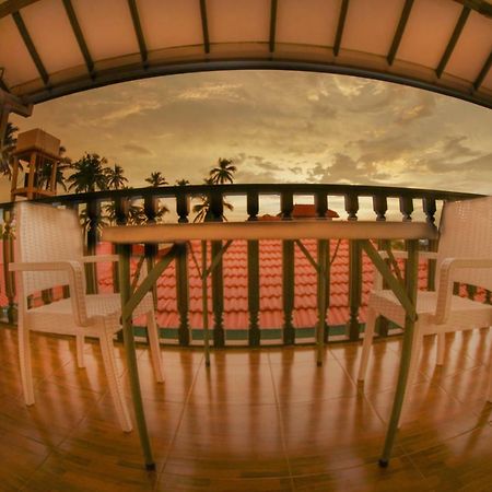 White Rose Beach Resort Marawila Bagian luar foto