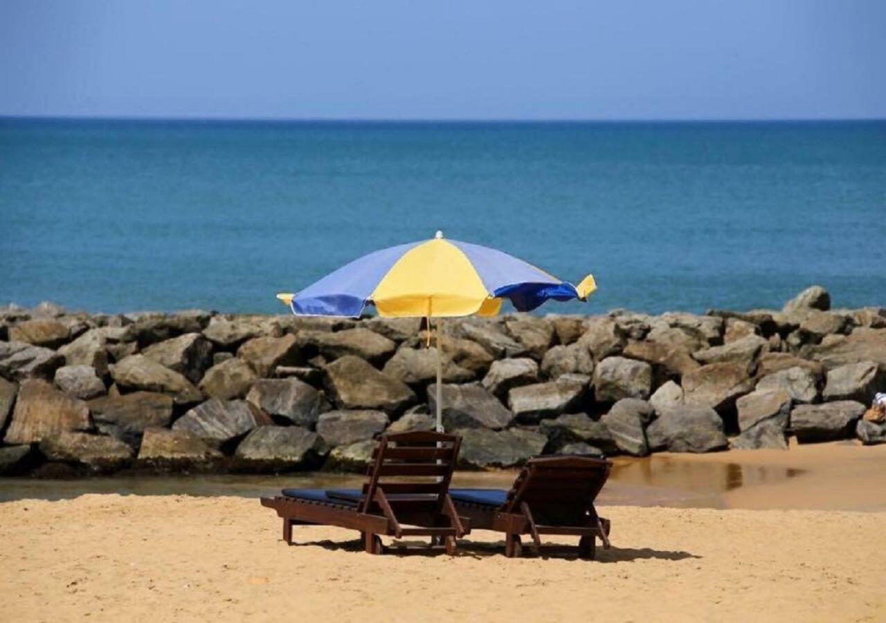 White Rose Beach Resort Marawila Bagian luar foto